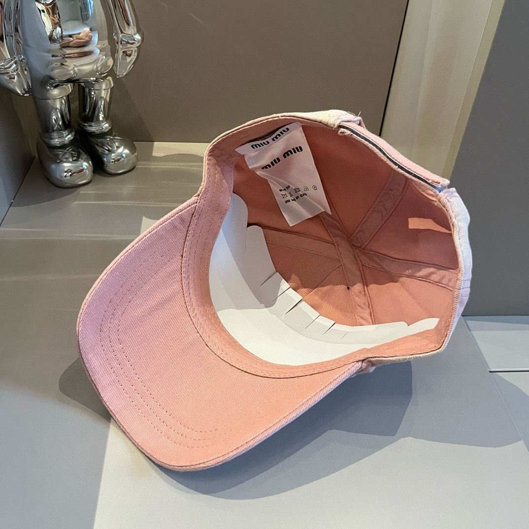 Miu Miu Caps